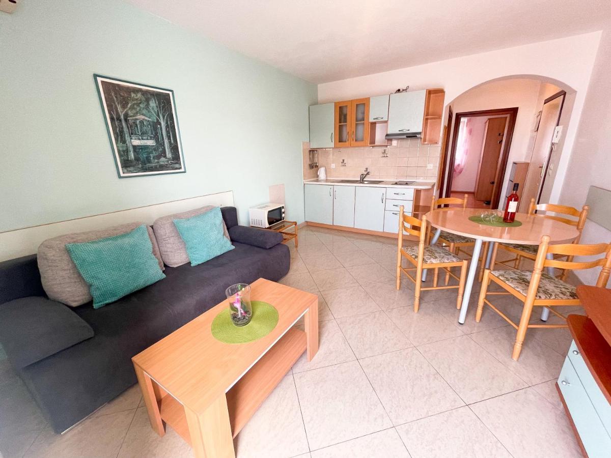 Apartmani Toni Dramalj Bagian luar foto