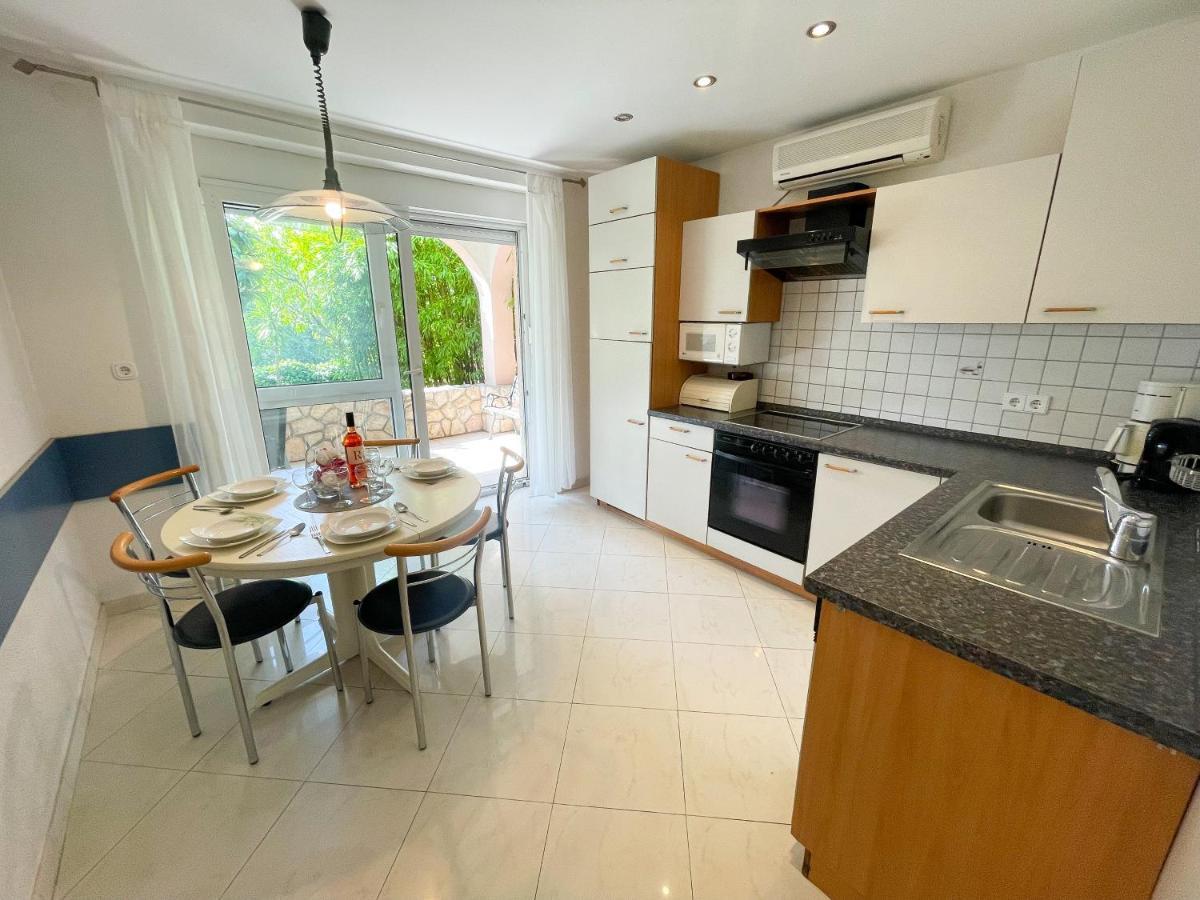 Apartmani Toni Dramalj Bagian luar foto